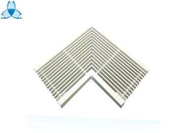 acheter Protégez le degré de retour de taille de l'auvent 25mm d'air et la grille d'aération contre les intempéries spéciale de triangle online manufacture